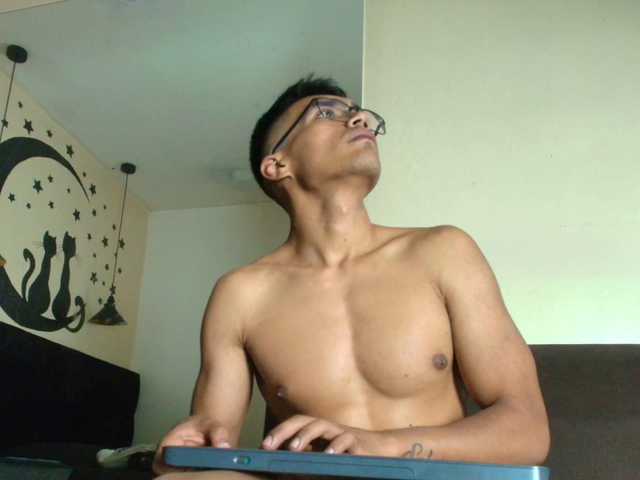 RyannFox live webcam show