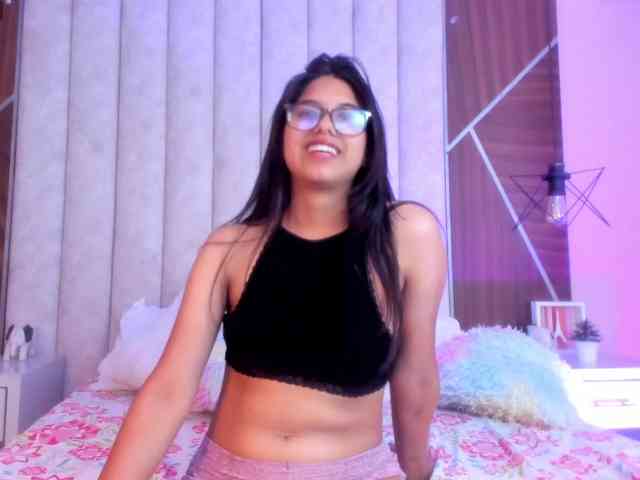 IsaSweett webcam
