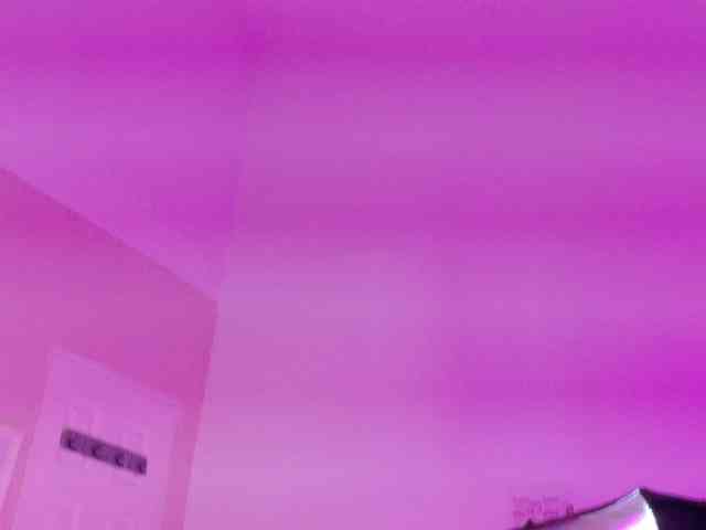 IsaSweett webcam