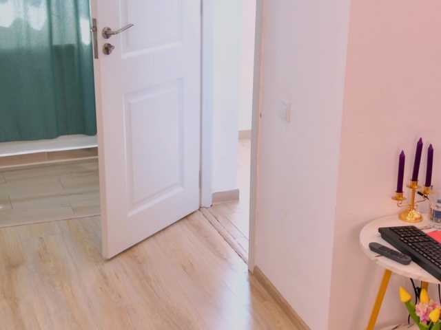 AryaEve live webcam show