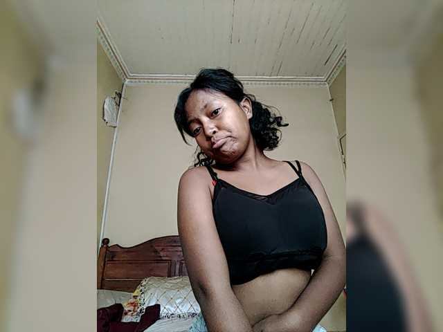 Myahsexy live cam on BongaCams