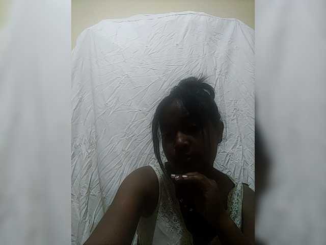 Myahsexy live cam on BongaCams