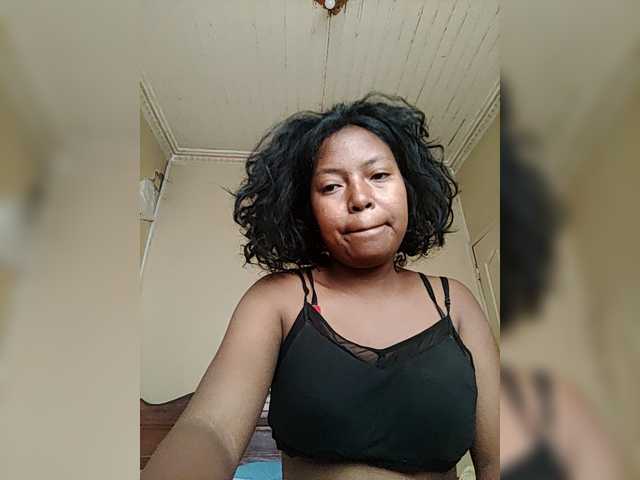 Myahsexy live cam on BongaCams