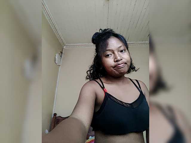 Myahsexy live cam on BongaCams