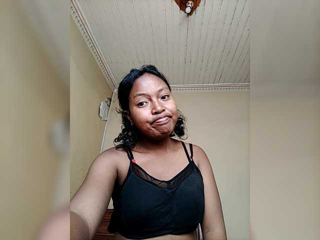Myahsexy live cam on BongaCams