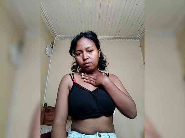 Modèle: Myahsexy