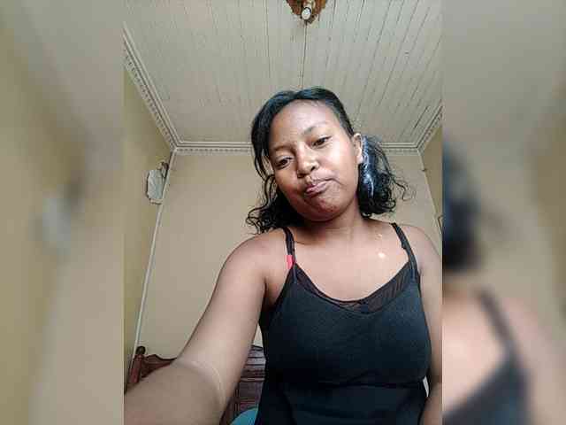 Modèle: Myahsexy