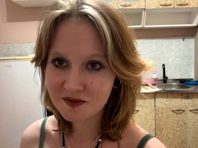 MaribelNemerofsky live cam on BongaCams