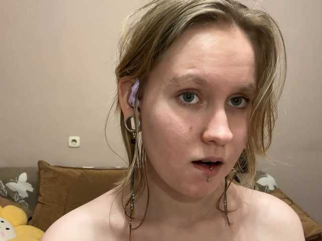 MaribelNemerofsky live cam on BongaCams