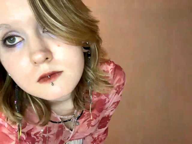 MaribelNemerofsky live cam on BongaCams