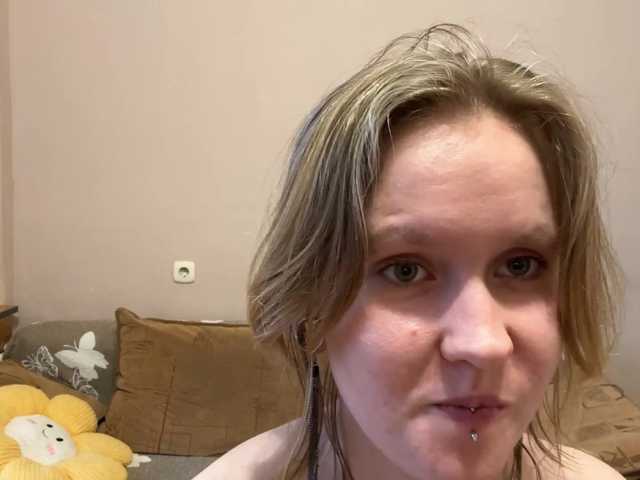 MaribelNemerofsky live cam on BongaCams