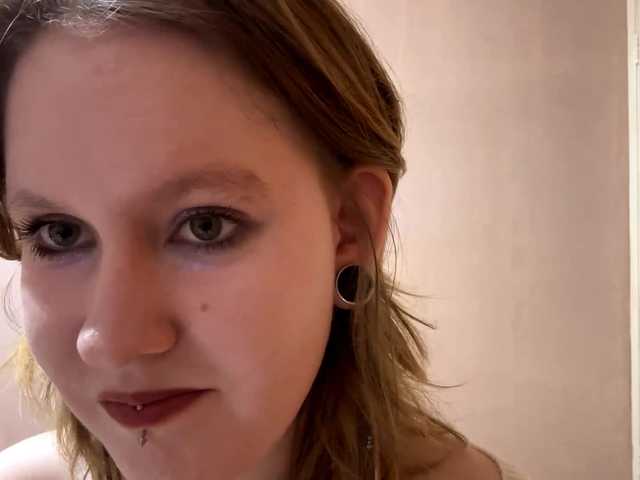 MaribelNemerofsky live cam on BongaCams