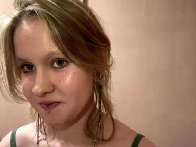 MaribelNemerofsky live cam on BongaCams