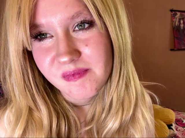 MaribelNemerofsky live cam on BongaCams