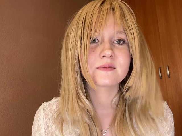 MaribelNemerofsky live cam on BongaCams