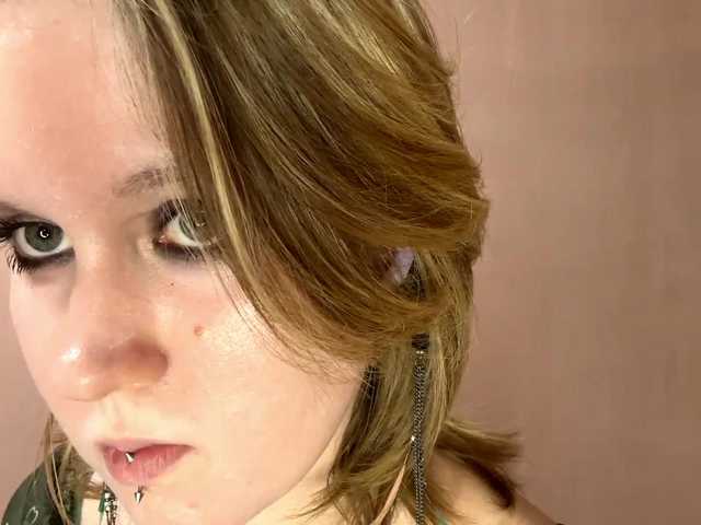 MaribelNemerofsky live cam on BongaCams