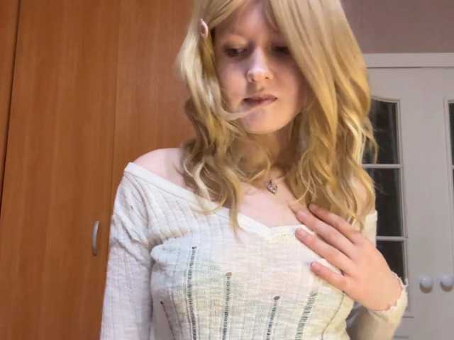 MaribelNemerofsky live cam on BongaCams