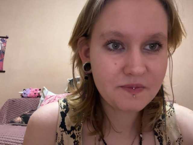 MaribelNemerofsky live cam on BongaCams
