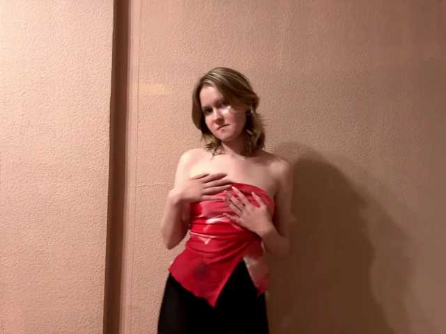 MaribelNemerofsky live cam on BongaCams