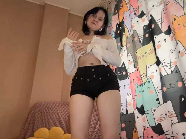 MaribelNemerofsky live cam on BongaCams