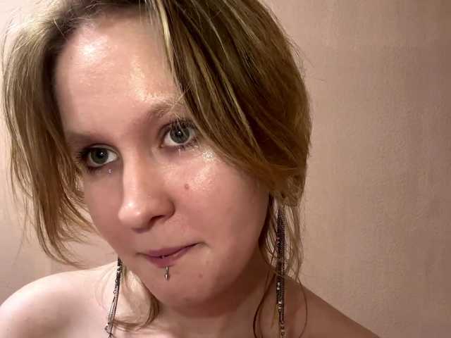 MaribelNemerofsky live cam on BongaCams