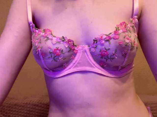 MaribelNemerofsky live cam on BongaCams