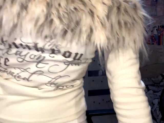 MaribelNemerofsky live cam on BongaCams