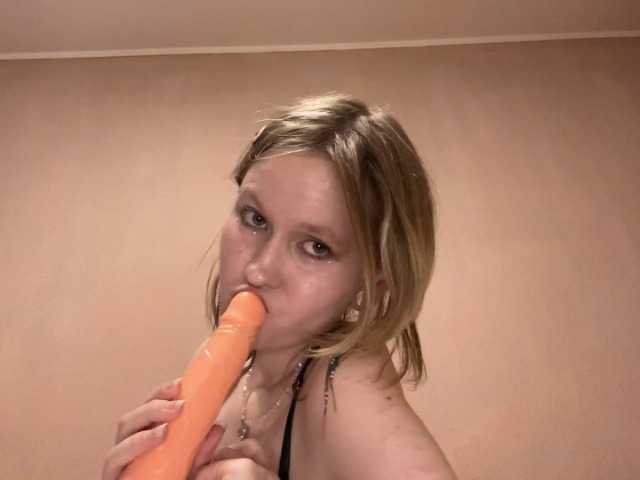 MaribelNemerofsky live cam on BongaCams