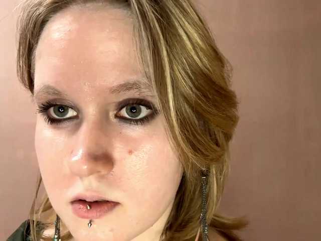 MaribelNemerofsky live cam on BongaCams