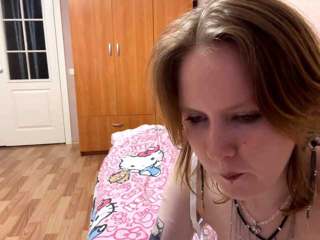 MaribelNemerofsky live cam on BongaCams