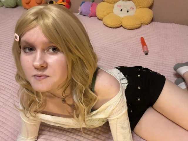 MaribelNemerofsky live cam on BongaCams