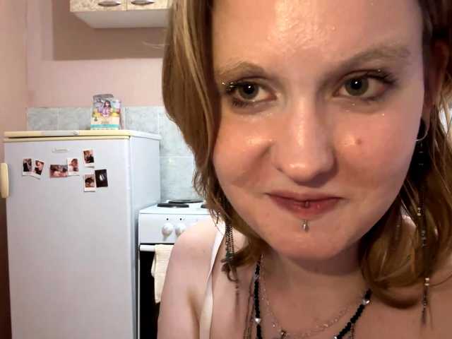 MaribelNemerofsky live cam on BongaCams