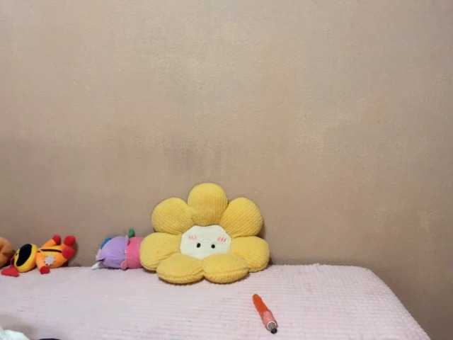 MaribelNemerofsky live cam on BongaCams