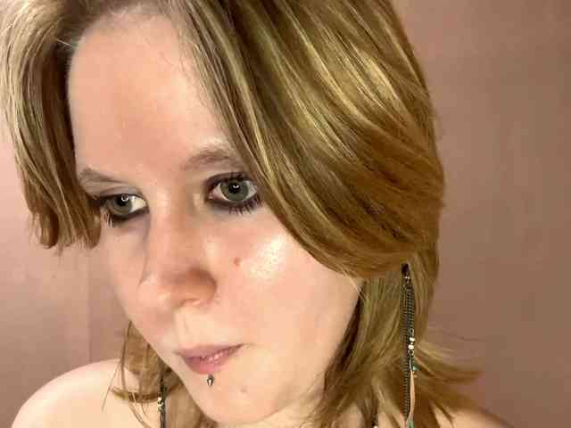 MaribelNemerofsky webcam