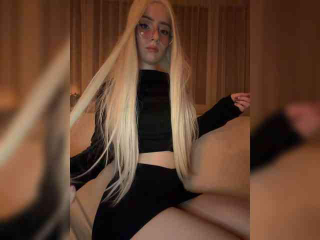 Model: bunnyblowx