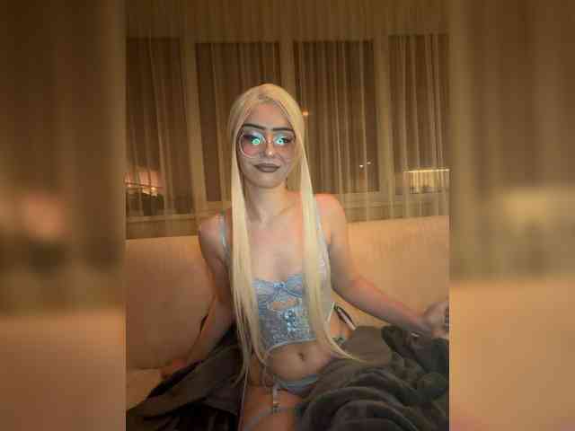 bunnyblowx webcam