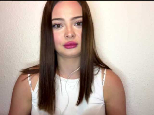 CrystalNovaa live cam on BongaCams