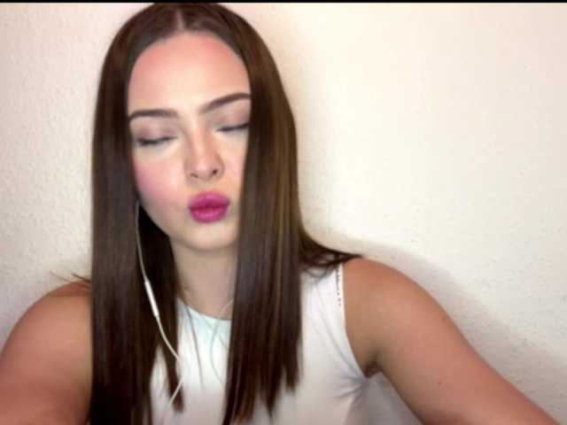 CrystalNovaa live webcam show