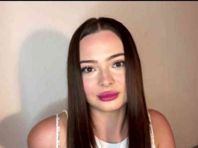 CrystalNovaa webcam