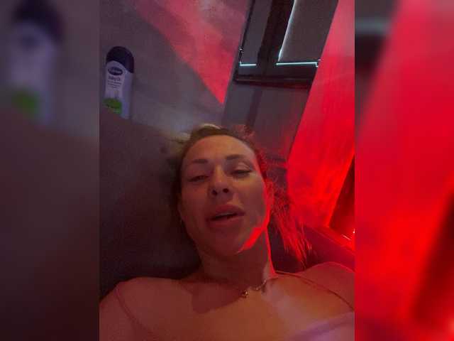 EvaaLove live webcam show