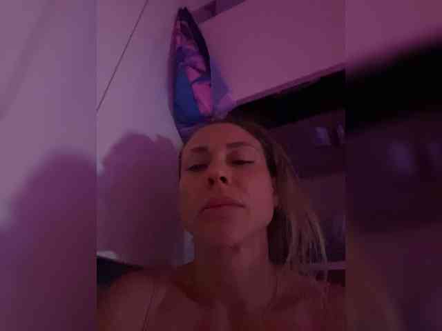 EvaaLove webcam