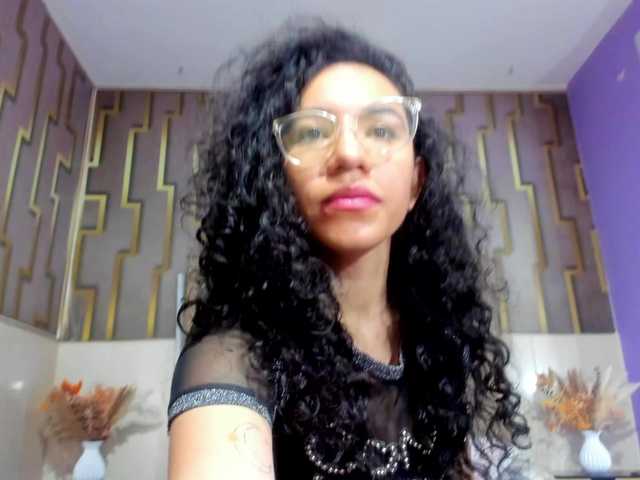 charlott-day live cam on BongaCams