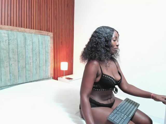 MeganBenz Live-Cam auf BongaCams