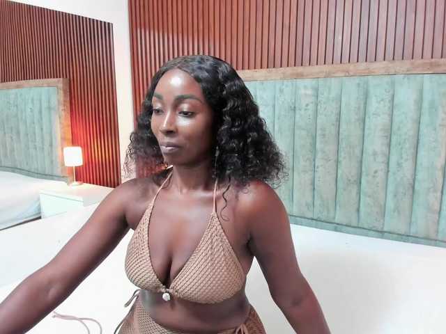 MeganBenz live webcam show