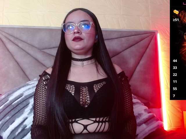 rapunsel-winter live cam on BongaCams