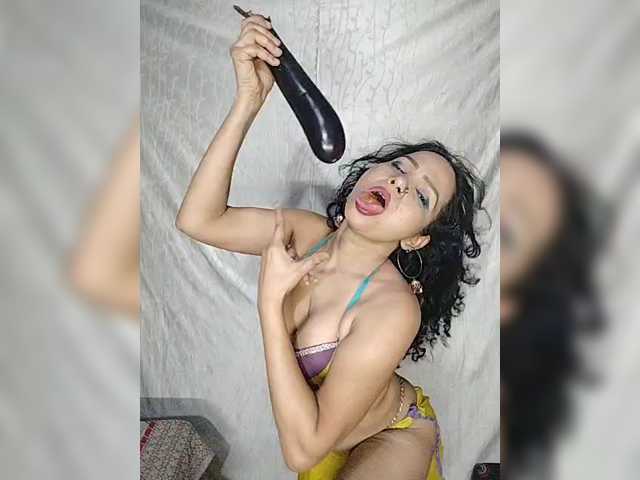 Khushi-wow