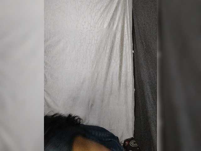 Khushi-wow live cam preview