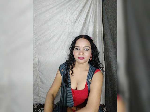 Khushi-wow live cam preview
