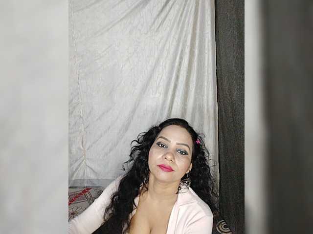 Khushi-wow