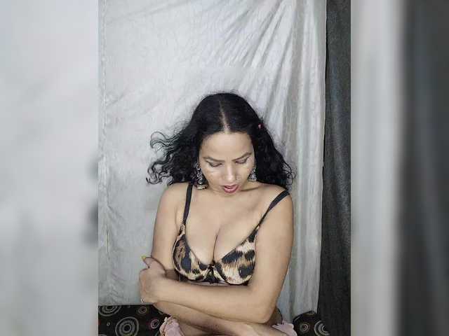Khushi-wow